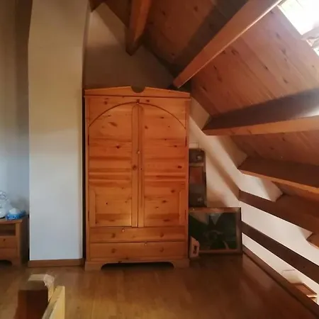 Duplex Espacioso Y Con Chimenea Isard 2 Apartment
