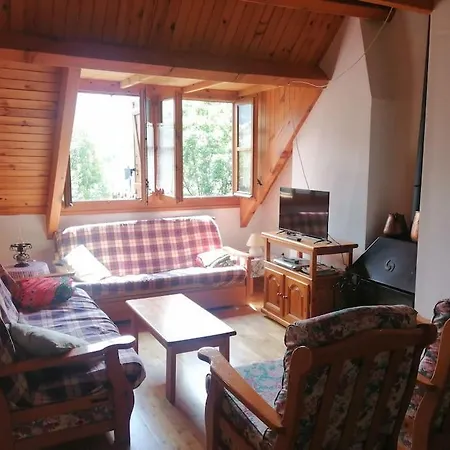 Duplex Espacioso Y Con Chimenea Isard 2