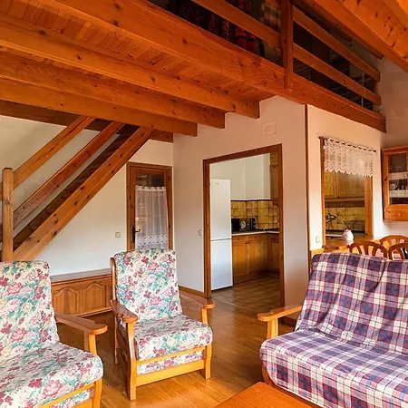 Apartmán Chimenea Y Espacio Todos, Ideal Familias - Isard 2 *